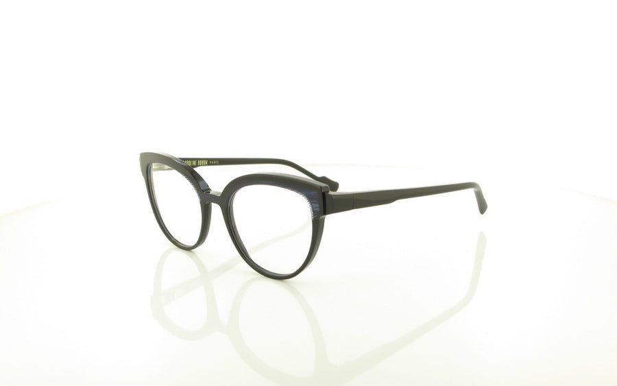 Caroline Abram  BEAUTY