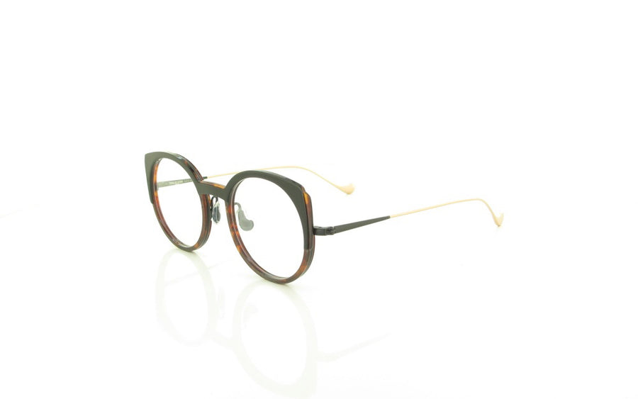 Caroline Abram  DOLCE