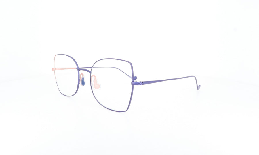 Caroline Abram  VAEA