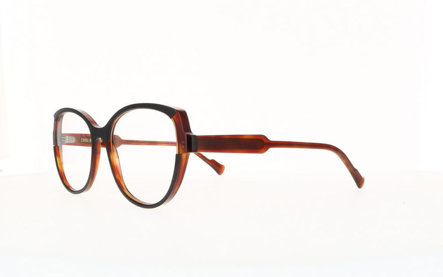 Caroline Abram  HELENA