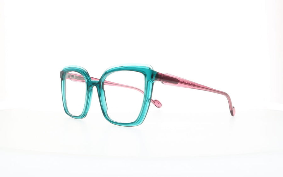 Caroline Abram  KATIA