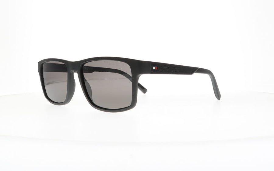 Tommy Hilfiger TH 2142