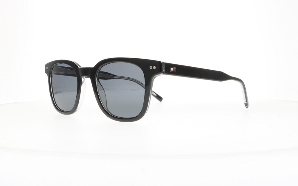 Tommy Hilfiger TH 2126