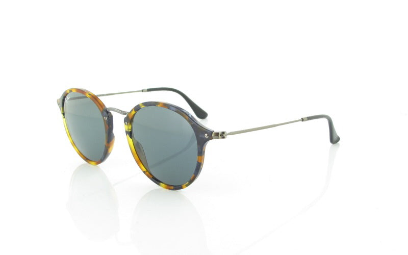 Ray-Ban RB 2447