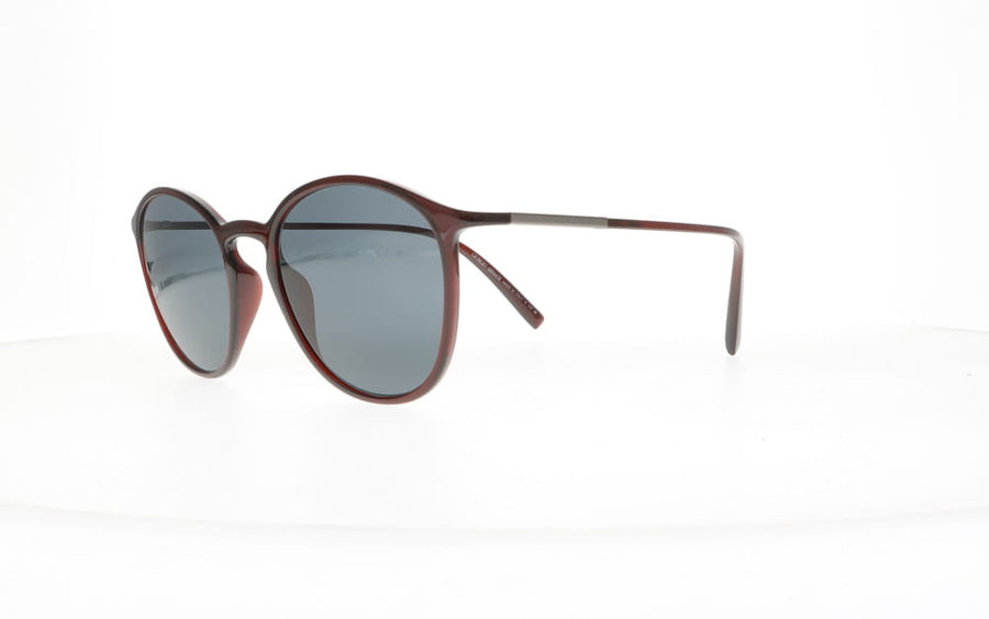 Giorgio Armani AR 8233U